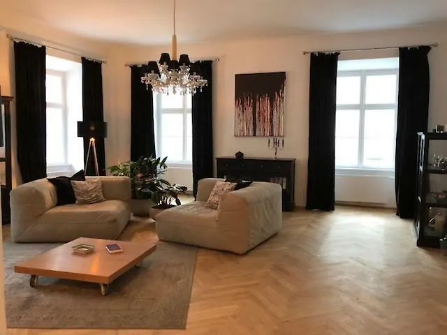 Vienna City Center - Hofburg Palace Apartment Austria